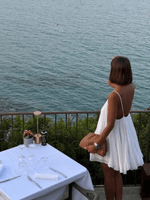 Mini Jurk met V-hals en Spaghettibandjes - Mini Dresses - Jurkjes.co