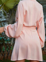 Mini Jurk met V-hals en Strikdetail - Group9 - Jurkjes.co