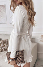 Mini Jurk met V-hals en Striksluiting - Mini Dresses - Jurkjes.co