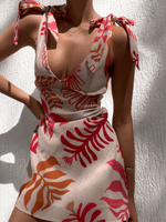 Mini Jurk met V-hals en Tropische Print - Group11 - Jurkjes.co