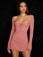 Mini Jurk met V-hals en Wijde Mouwen - Group3 - Jurkjes.co