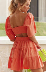 Mini Jurk met Vierkante Hals en Laagjes - Mini Dresses - Jurkjes.co