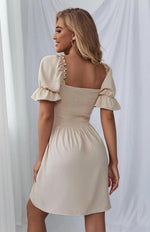 Mini Jurk met Vierkante Hals en Pofmouwen - Midi Dresses - Jurkjes.co