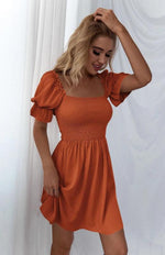 Mini Jurk met Vierkante Hals en Pofmouwen - Midi Dresses - Jurkjes.co