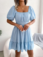 Mini Jurk met Vierkante Hals en Puffmouwen - Mini Dresses - Jurkjes.co