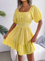 Mini Jurk met Vierkante Hals en Puffmouwen - Mini Dresses - Jurkjes.co