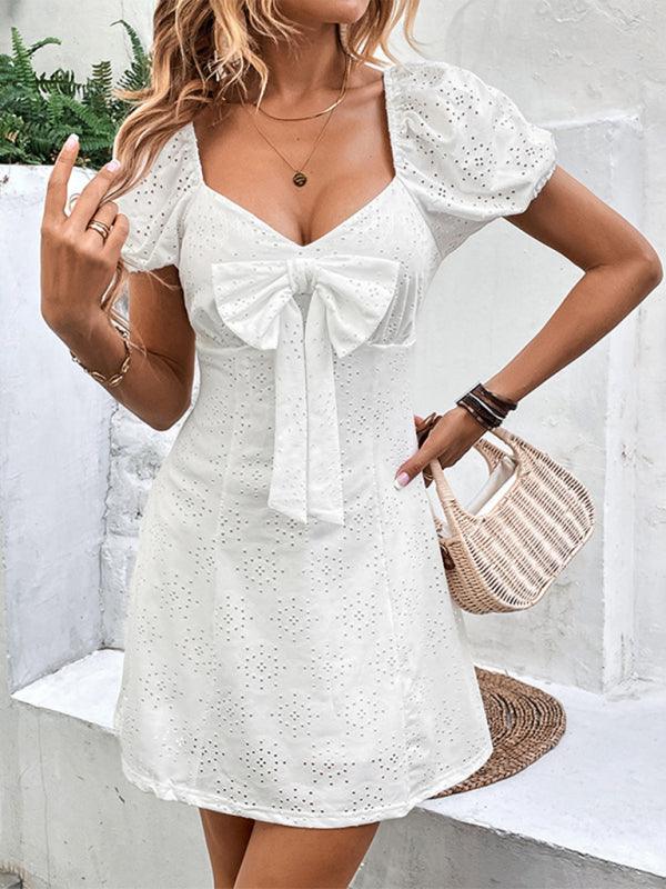 Mini Jurk met Vierkante Hals en Strikdetail - Group5 - Jurkjes.co