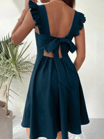 Mini Jurk met Vierkante Hals en Strikdetail - Mini Dresses - Jurkjes.co