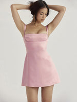 Mini Jurk met Vierkante Halslijn - Group13 - Jurkjes.co