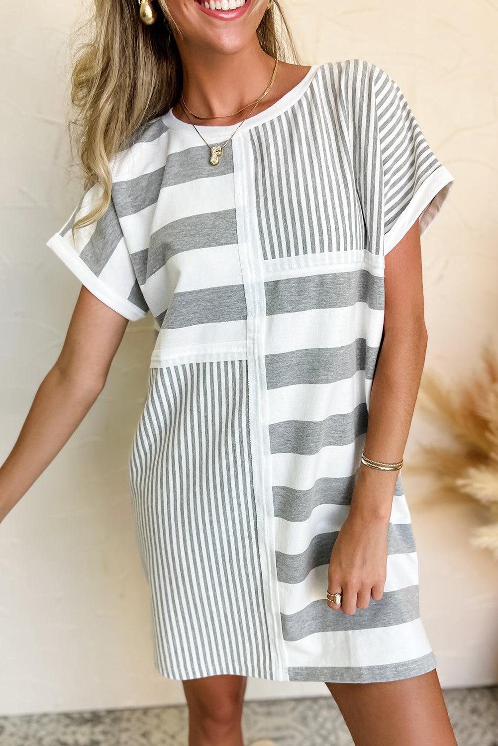 Mini T-shirt jurk met Gestreept Patroon - T Shirt Dresses - Jurkjes.co