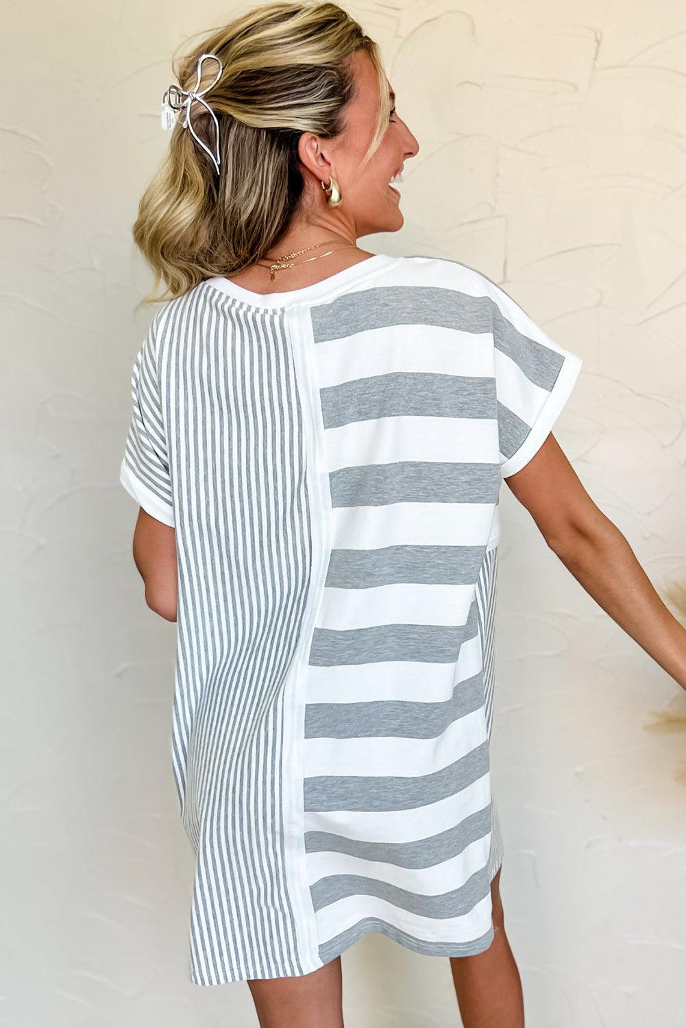 Mini T-shirt jurk met Gestreept Patroon - T Shirt Dresses - Jurkjes.co