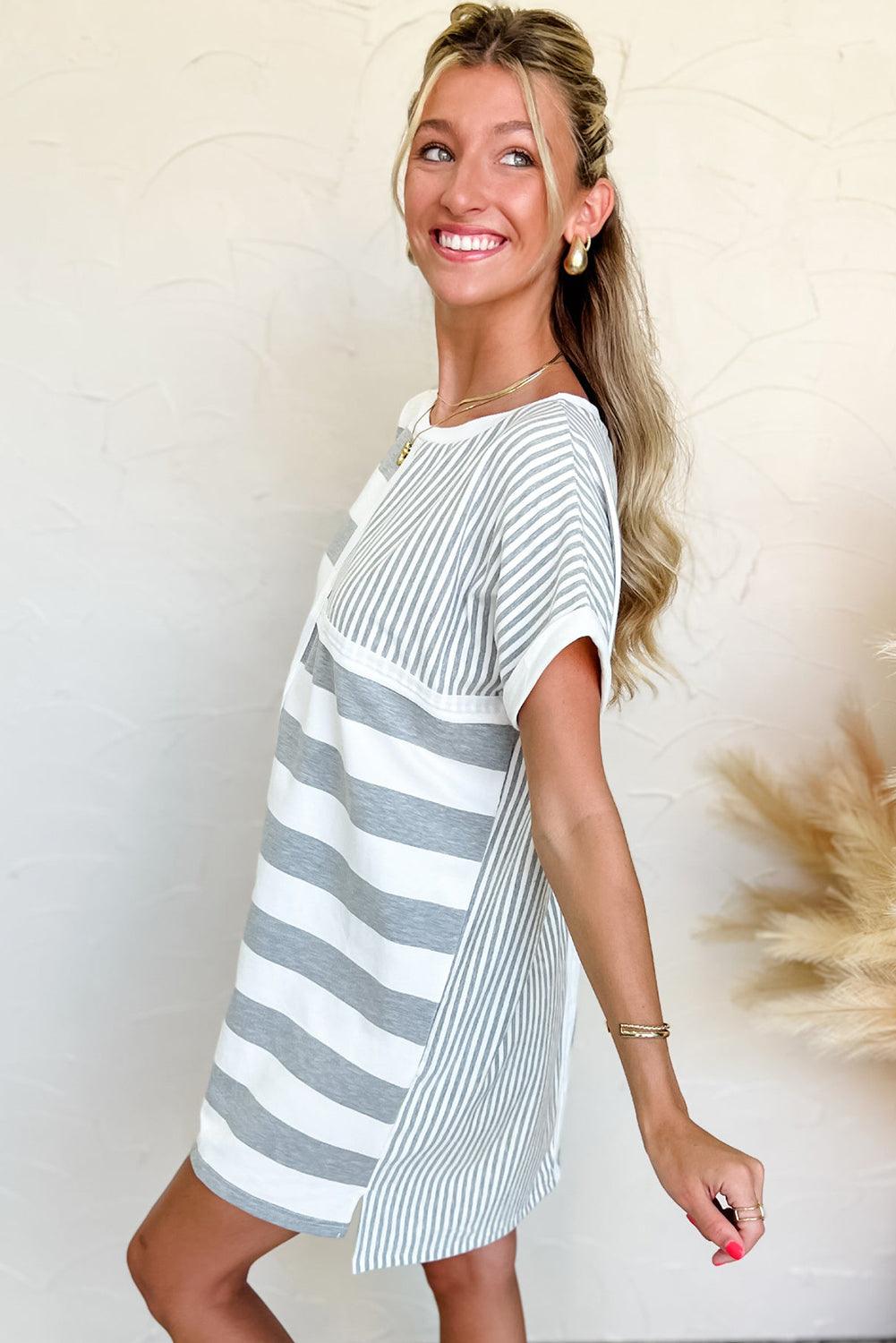 Mini T-shirt jurk met Gestreept Patroon - T Shirt Dresses - Jurkjes.co