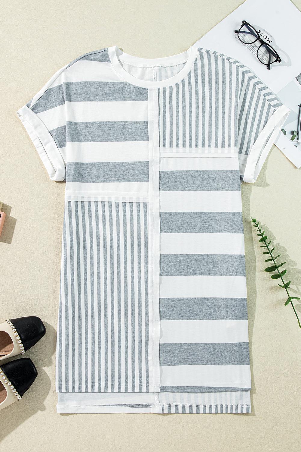 Mini T-shirt jurk met Gestreept Patroon - T Shirt Dresses - Jurkjes.co