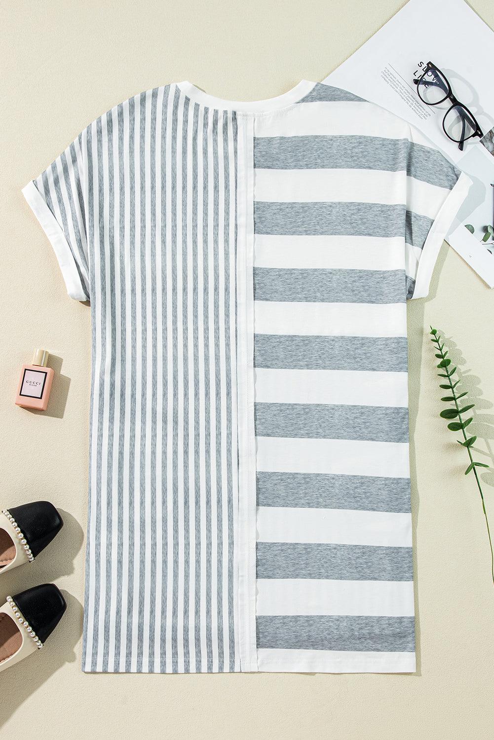 Mini T-shirt jurk met Gestreept Patroon - T Shirt Dresses - Jurkjes.co