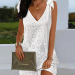 Minijurk met Broderie en Strikdetails - Dresses - Jurkjes.co