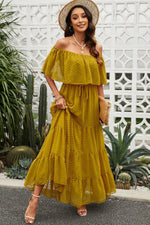 Off-Shoulder Maxi Jurk met Zwitserse Stippen - Maxi Dresses - Jurkjes.co