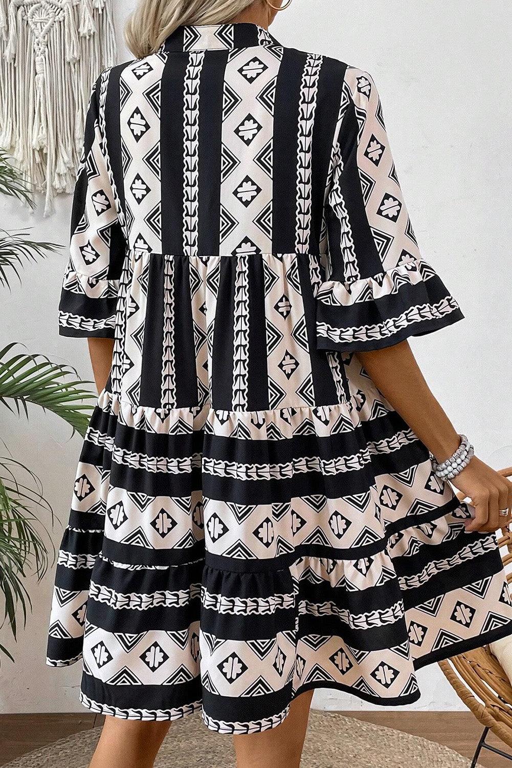 Ruches Jurk met Geometrische Print - Mini Dresses - Jurkjes.co