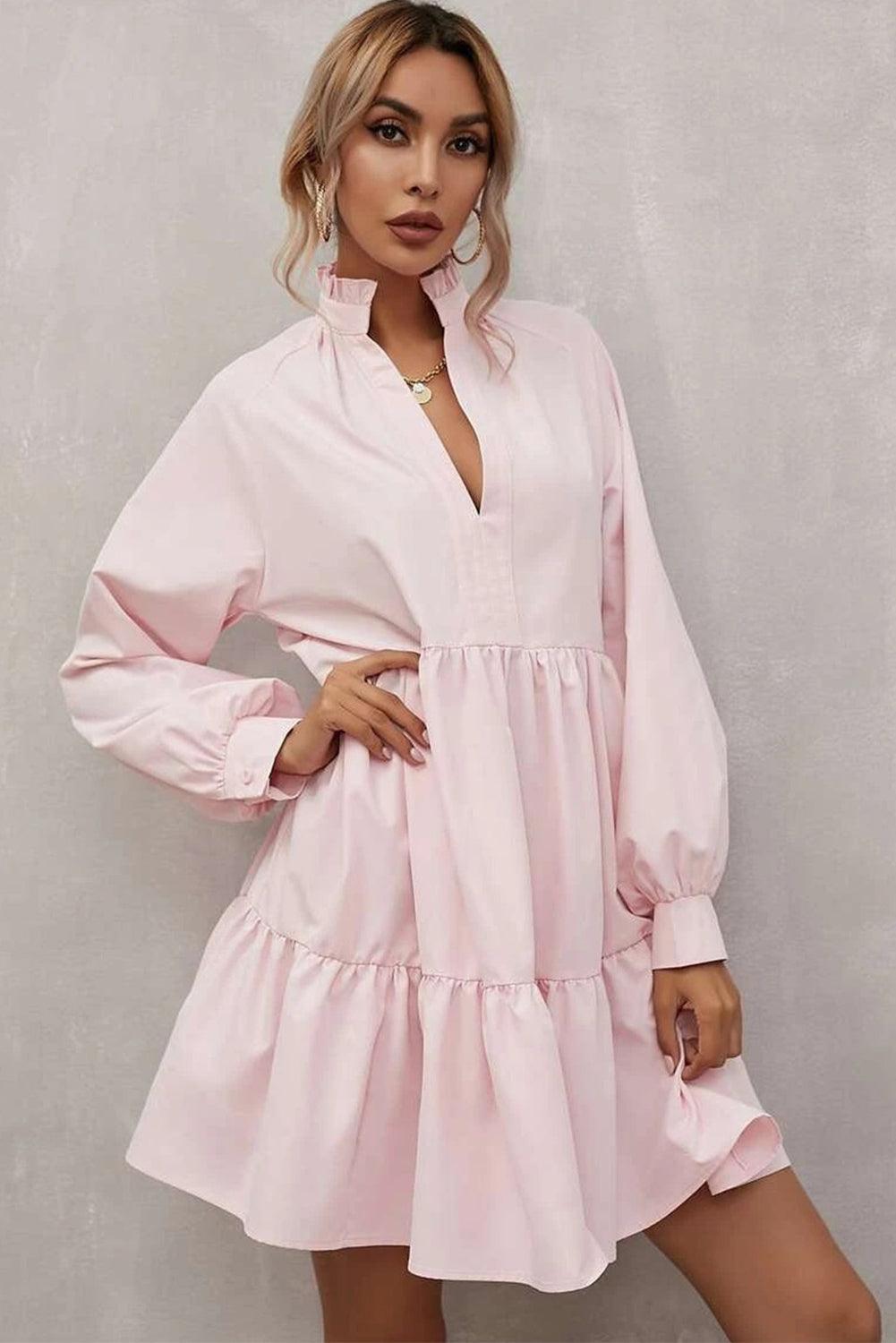 Ruffle Jurk met Frivol Staande Kraag - Mini Dresses - Jurkjes.co