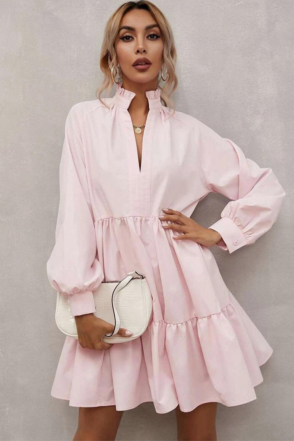 Ruffle Jurk met Frivol Staande Kraag - Mini Dresses - Jurkjes.co