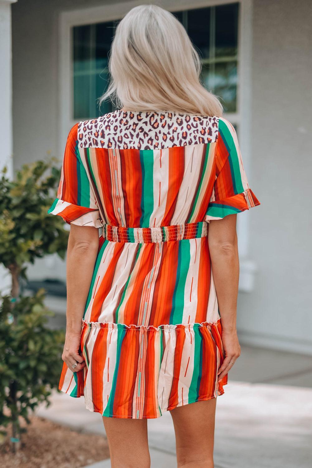 Serape Gestreepte Minijurk met Luipaard Detail - Mini Dresses - Jurkjes.co