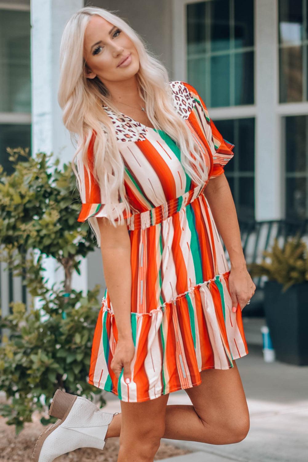 Serape Gestreepte Minijurk met Luipaard Detail - Mini Dresses - Jurkjes.co