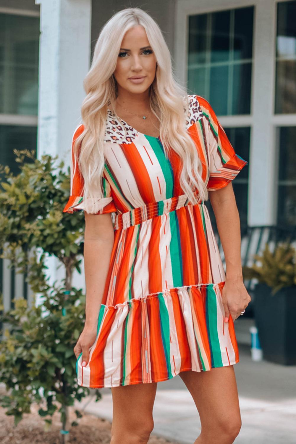 Serape Gestreepte Minijurk met Luipaard Detail - Mini Dresses - Jurkjes.co