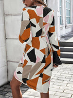 Slim Fit Jurk met Geometrisch Patroon - Mini Dresses - Jurkjes.co