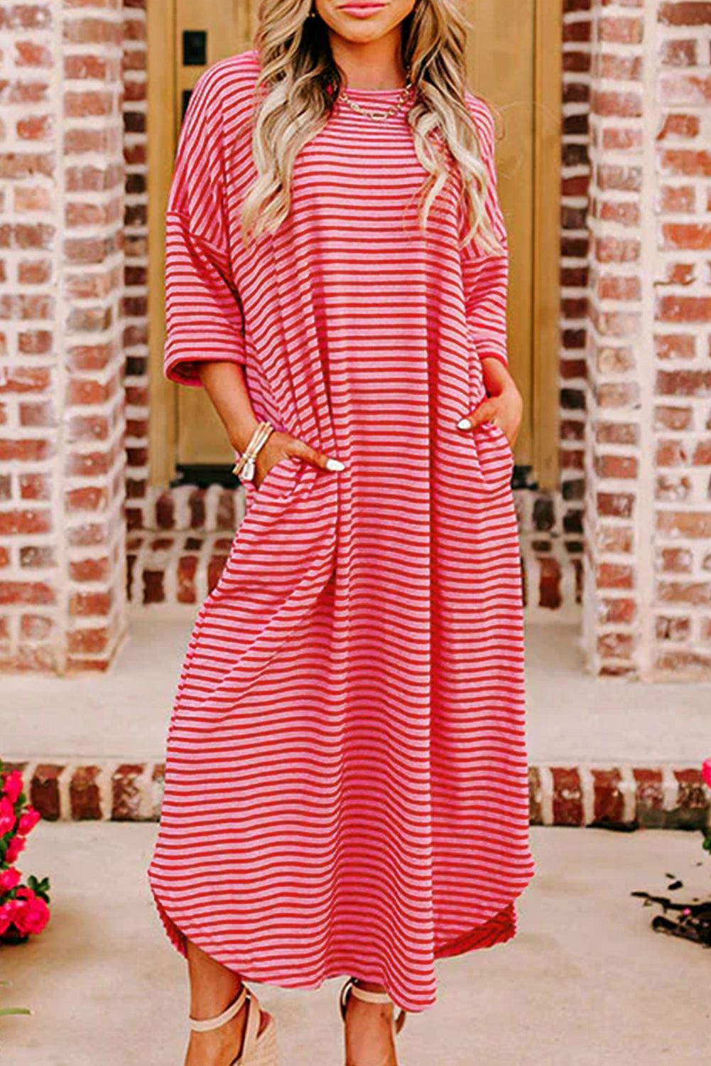 T-shirt Jurk met Gestreept Patroon - T Shirt Dresses - Jurkjes.co