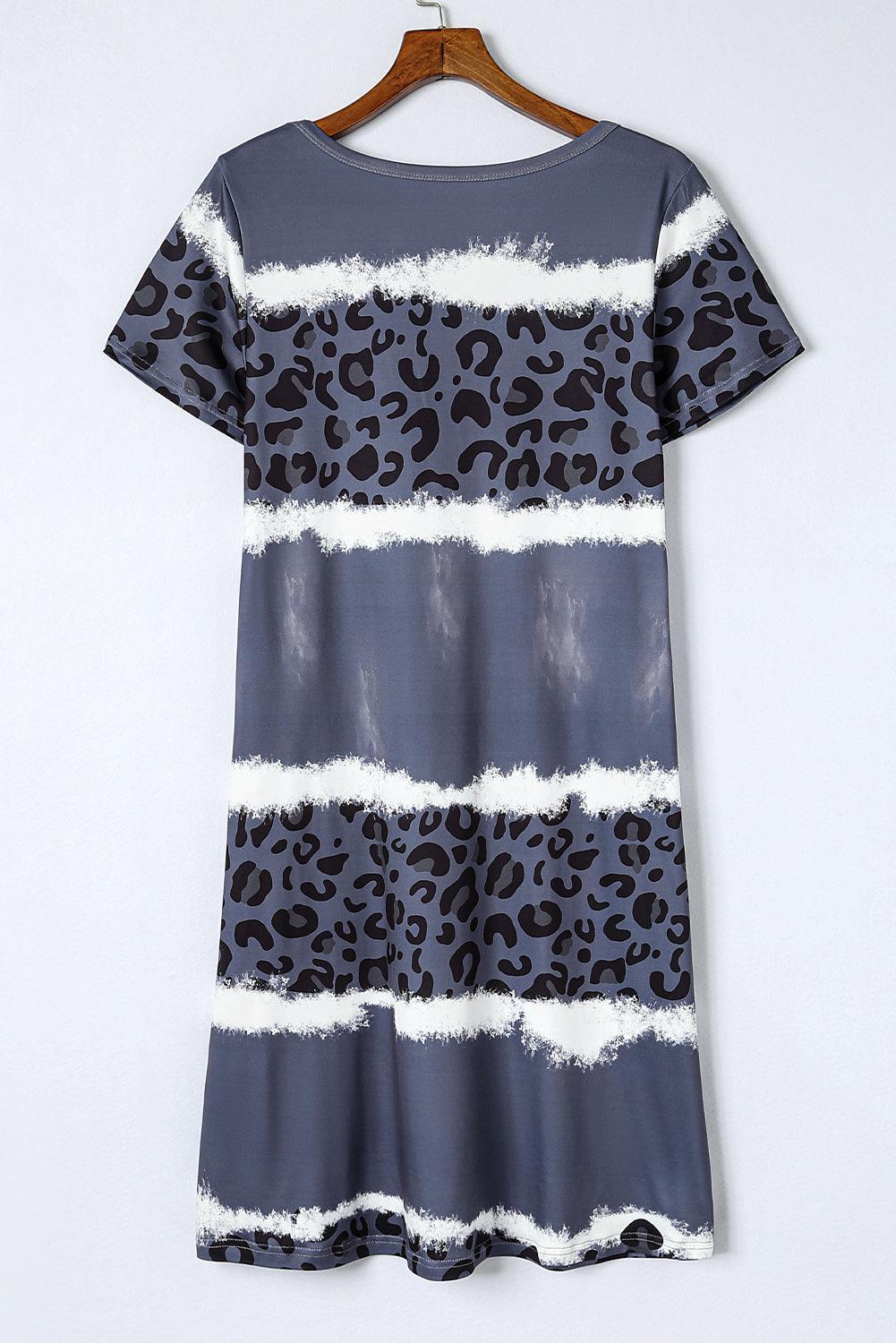 T-shirt Jurk met Pantherprint - T Shirt Dresses - Jurkjes.co