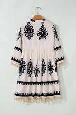 Western Patroon Mini Jurk met Kwastjes en V-hals - Mini Dresses - Jurkjes.co